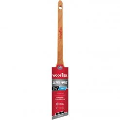 Wooster Ultra/Pro Firm 1-1/2 In. Willow Thin Angle Sash Paint Brush